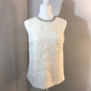 BANANA REPUBLIC White Lace Floral Blouse